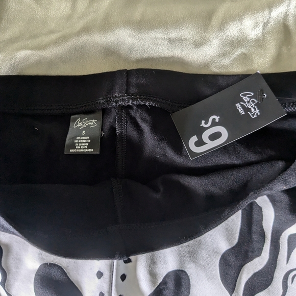 Skeleton tank top and pants - Picture 4 of 9